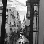 On Calle Cuna, 2 Balconies * Sevilla