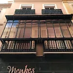 On Calle Cuna, 2 Balconies Apartment Sevilla